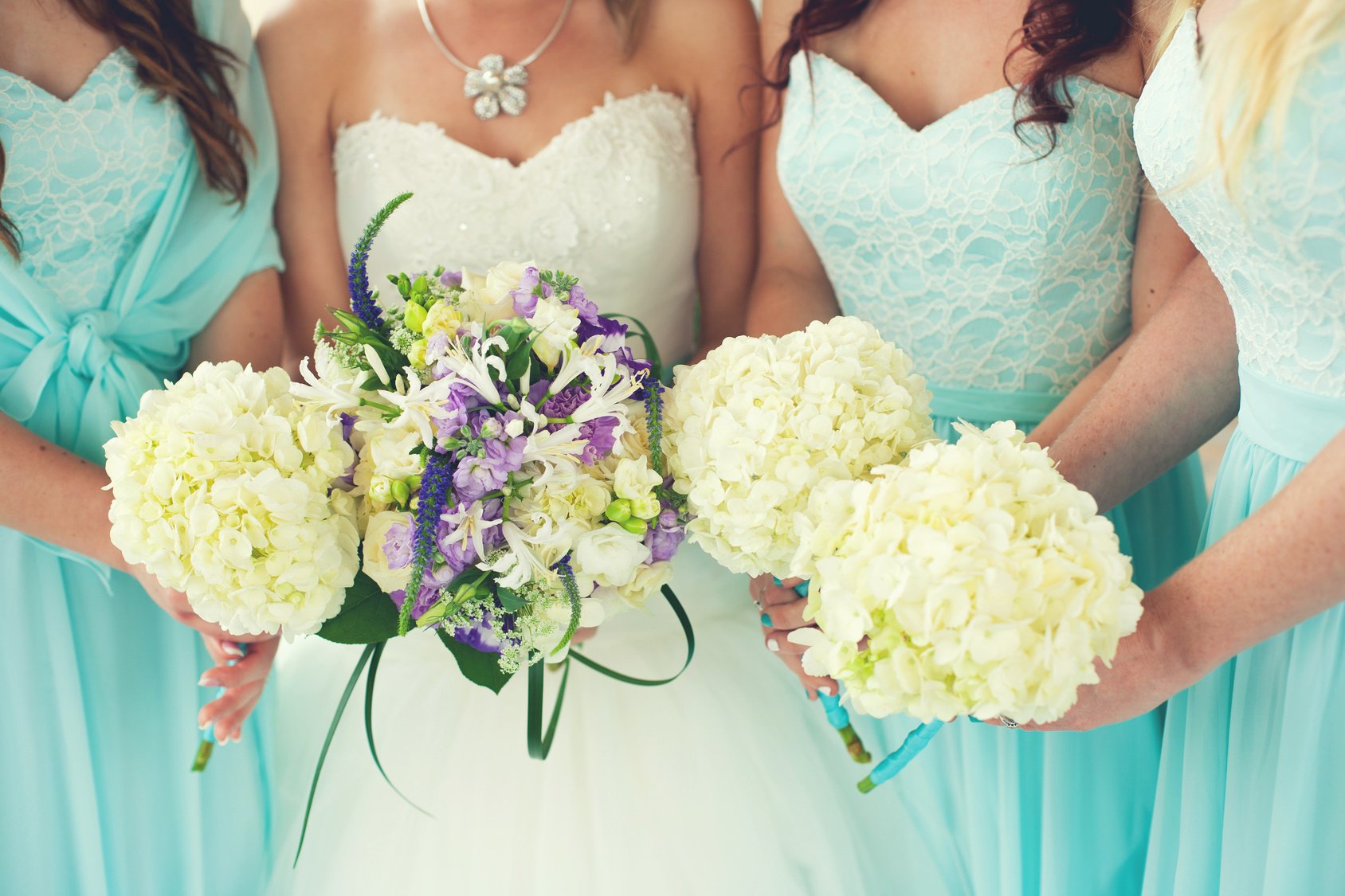 Bride and Bridesmaids bouquets