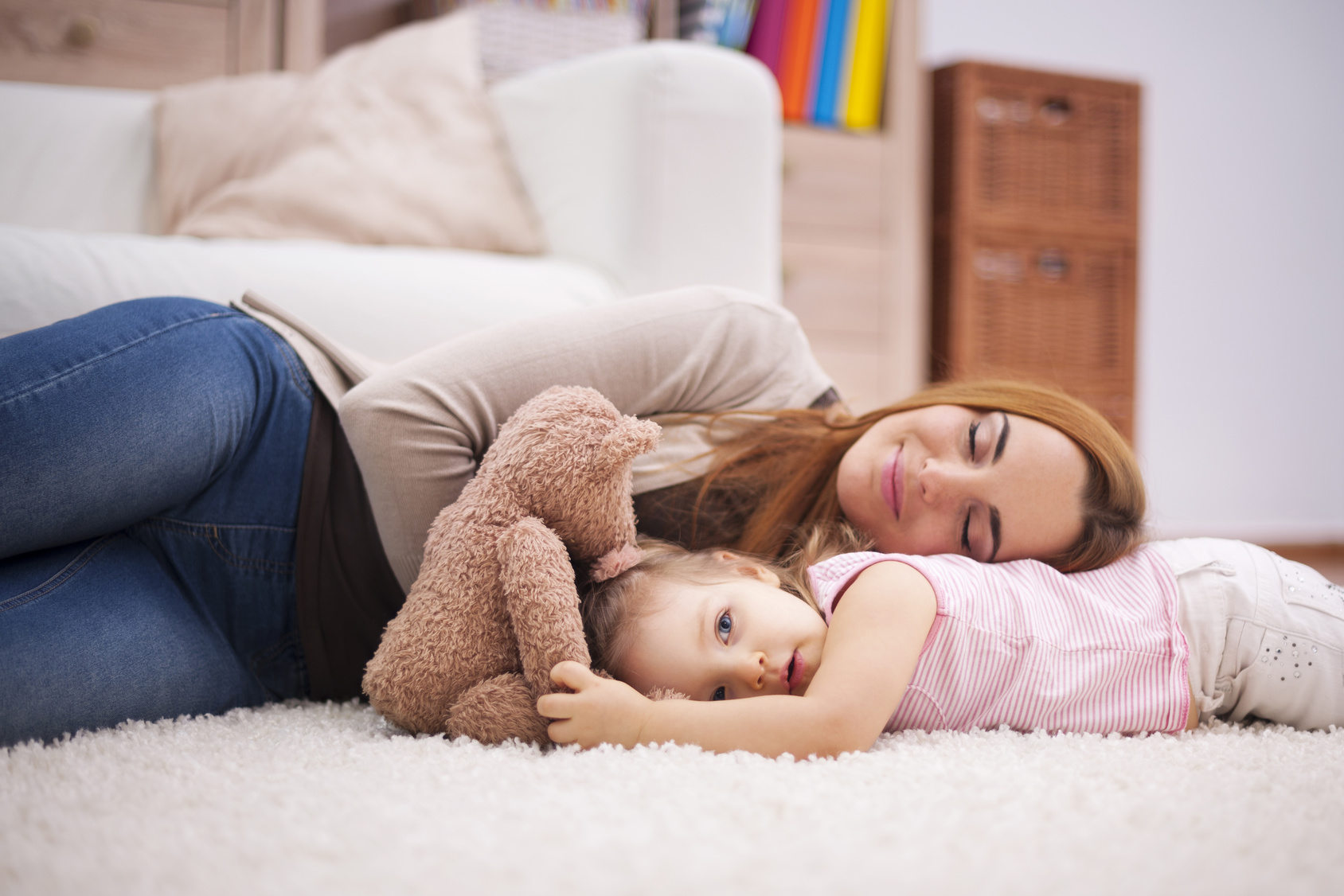 Little nap during the day for tired mother and baby