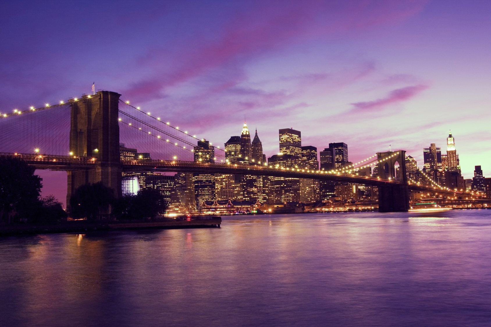 Brooklyn Bridge and Manhattan at sunset, New York