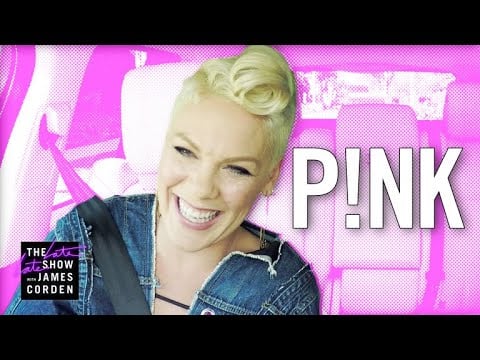 Bileet käyntiin! Pink lauloi hittejään pää alaspäin Carpool Karaokessa – teki paljastuksen Jon Bon Joviin liittyen