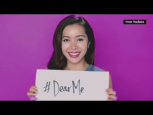 Mitä sanoisit teini-ikäiselle itsellesi? Katso hellyyttävä video