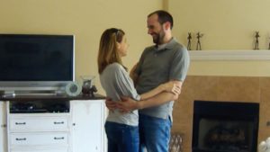 Suloinen video: Miehet saavat kuulla tulevansa isäksi – katso reaktiot