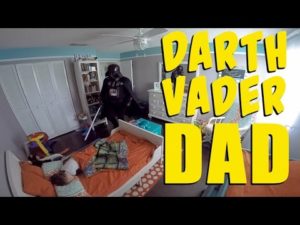Video: Isä järjesti yllätysherätyksen Star Warsista pitävälle taaperolleen