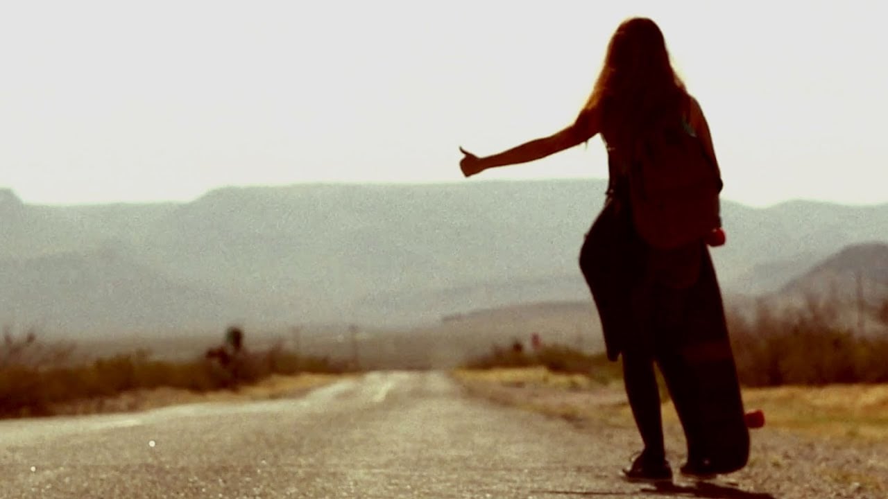 Video: Näistä syistä sinun tulisi matkustaa yksin naisena