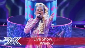 Yleisöäänillä suoraan jatkoon – Saara Aallon kisa Britannian X Factorissa jatkuu