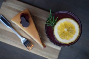 Kakkuajacocktailsamassakuvassa