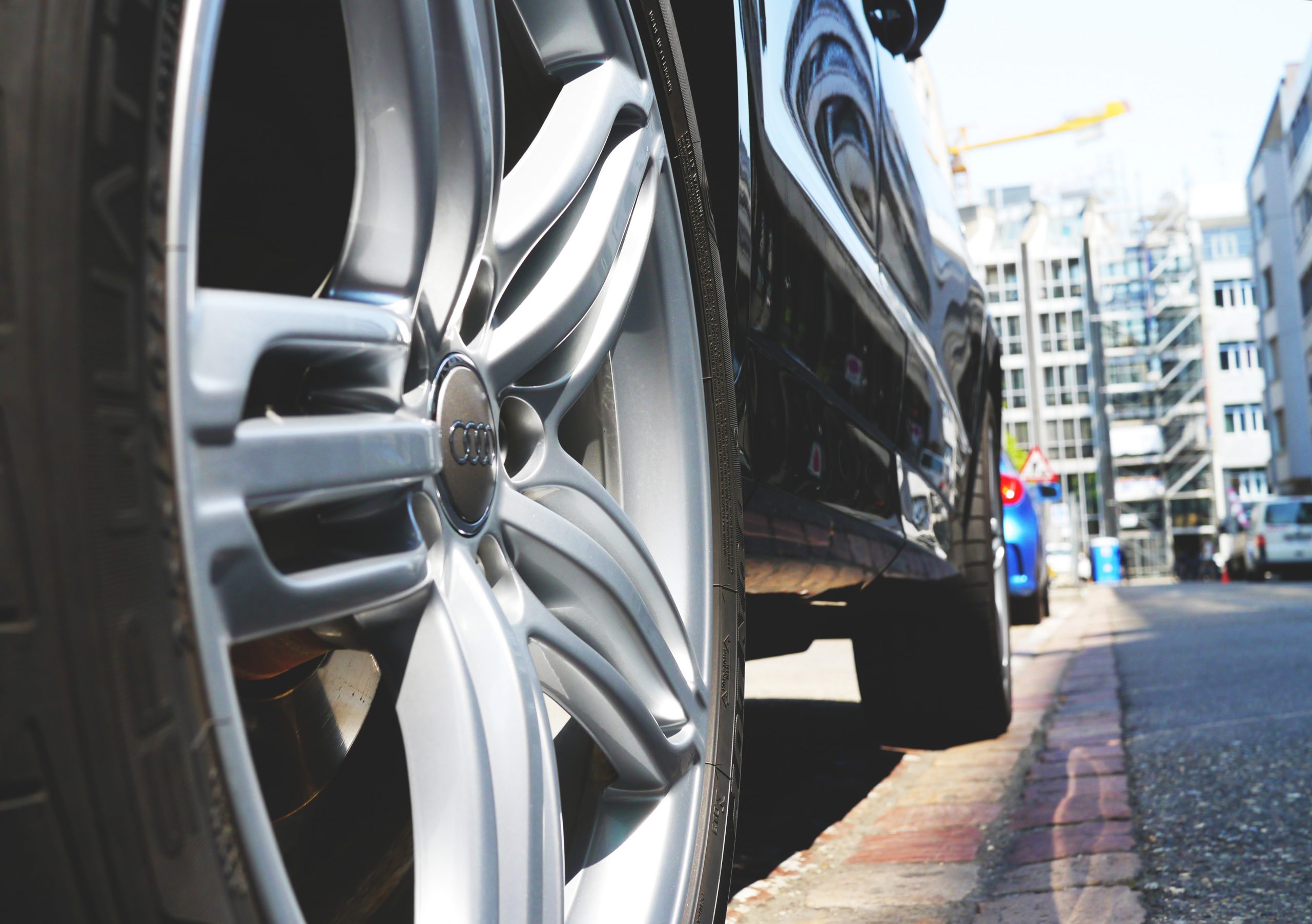 road-car-wheel-parking-city-vehicle-711976-pxhere.com
